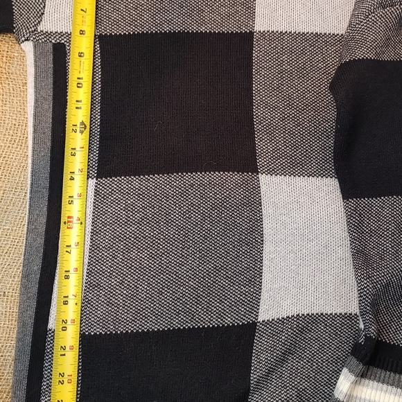 T By Talbots Buffalo Plaid Crew Neck Tunic Sweater Size PS Oversized NWT Cotton - Picture 9 of 12